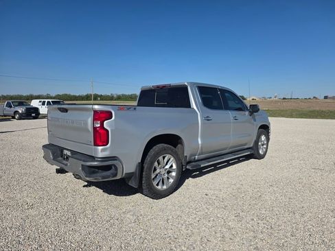 Used 2020 Chevrolet Silverado 1500 LTZ w/ LTZ Plus Package image 3