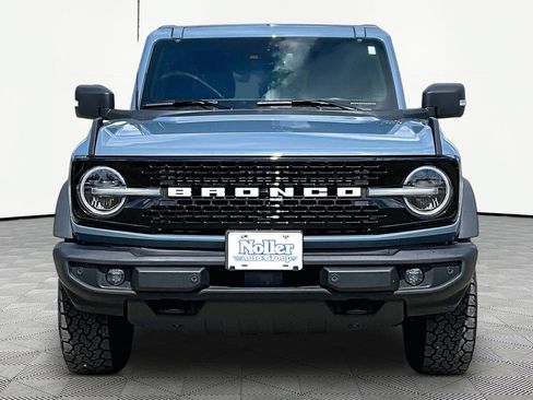 Certified 2025 Ford Bronco Outer Banks AWD/4WD image 3