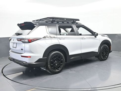 New 2026 Mitsubishi Outlander Trail Edition image 6