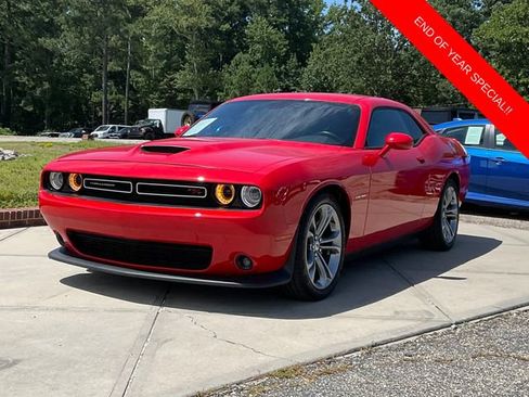 Used 2020 Dodge Challenger R/T image 3
