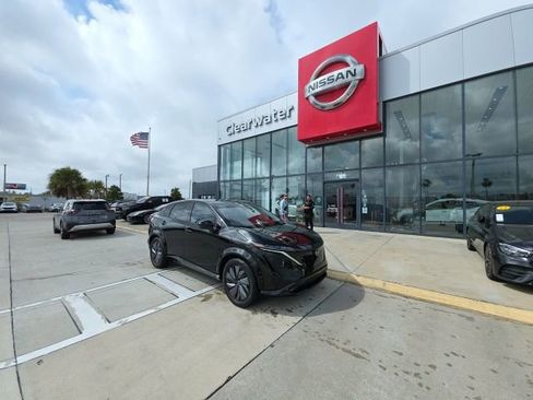 Used 2024 Nissan Ariya AWD image 1