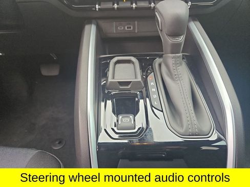 Used 2026 Chevrolet Colorado W/T RWD image 21