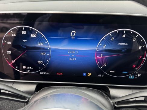 Used 2025 Mercedes-Benz GLC 300 4MATIC image 25