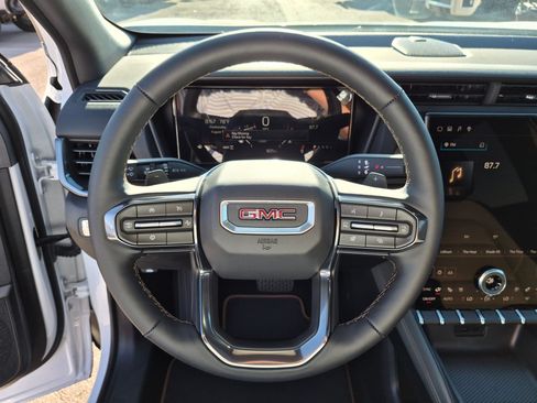 Used 2026 GMC Terrain AT4 w/ Convenience Package III AWD/4WD image 17