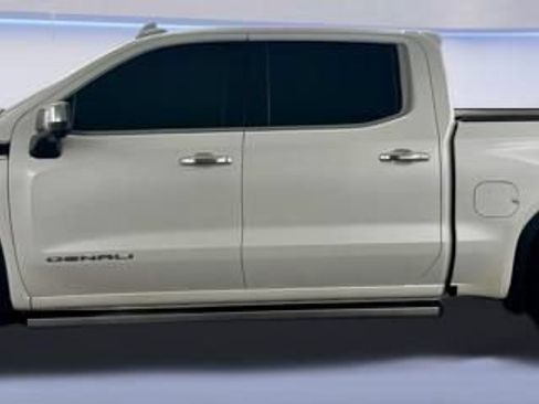 Used 2019 GMC Sierra 1500 Denali w/ Denali Ultimate Package AWD/4WD image 4