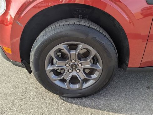 Certified 2022 Ford Maverick XLT image 26