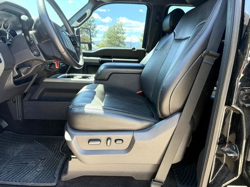 Used 2016 Ford F250 Lariat w/ Chrome Package image 10