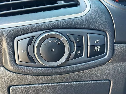 Used 2023 Ford Edge Titanium image 30