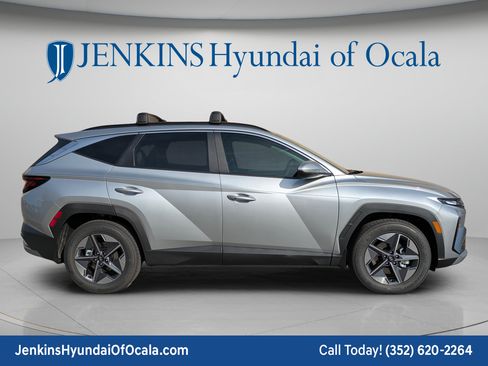 New 2026 Hyundai Tucson SEL FWD image 2