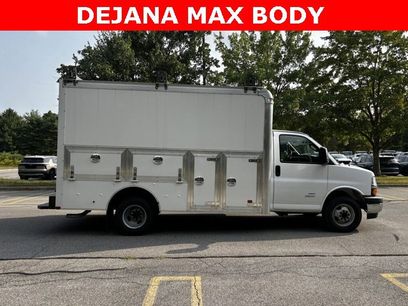 New 2024 Chevrolet Express 4500 w/ Power Convenience Package