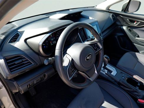 Used 2018 Subaru Crosstrek 2.0i Premium w/ Eyesight System image 6