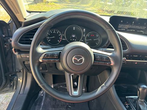 Used 2025 MAZDA MAZDA3 s image 29