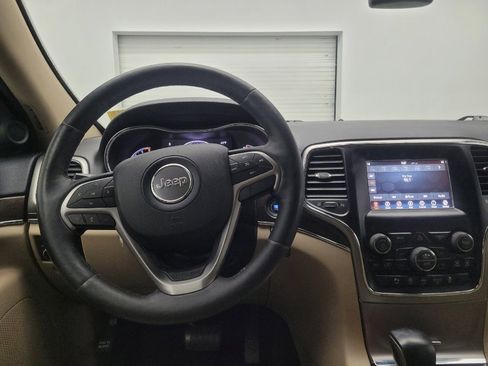 Used 2018 Jeep Grand Cherokee Limited w/ Trailer Tow Group IV image 22