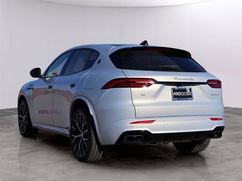 New 2026 Maserati Grecale Modena image 5