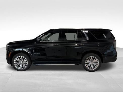 Used 2025 Chevrolet Tahoe Premier AWD/4WD image 4