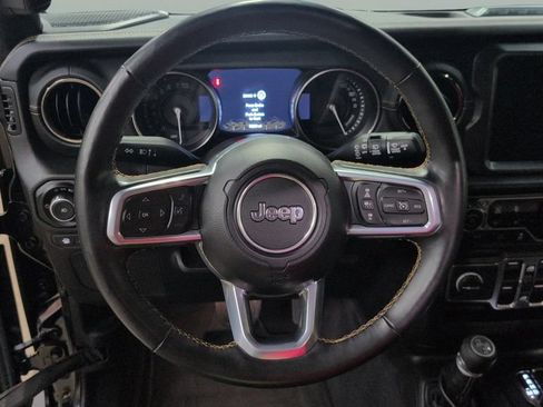 Used 2021 Jeep Wrangler Unlimited Sahara AWD/4WD image 9