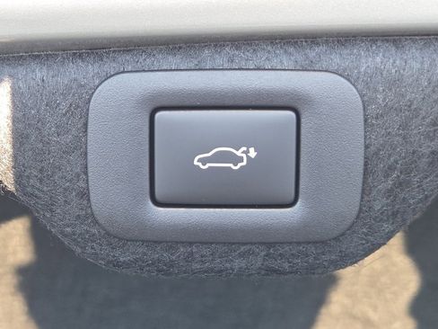 Used 2025 Lexus ES 350 Ultra Luxury FWD image 32