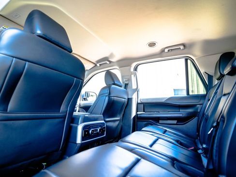 Used 2024 Ford Expedition Max XLT AWD/4WD image 33