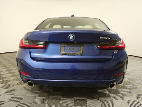 Certified 2023 BMW 330i Sedan w/ Premium Package image 4