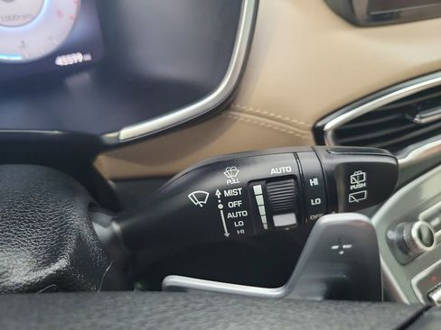 Used 2023 Hyundai Santa Fe Limited AWD/4WD image 17