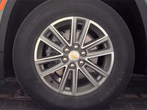 Used 2023 Chevrolet Traverse LT w/ LPO, Floor Liner Package AWD/4WD image 8