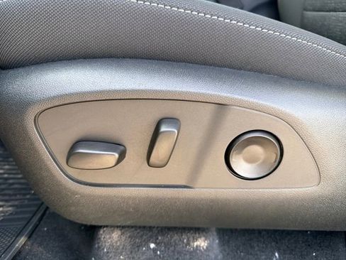 New 2026 Chevrolet Traverse LT image 22