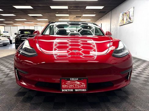 Used 2018 Tesla Model 3 Long Range AWD/4WD image 4