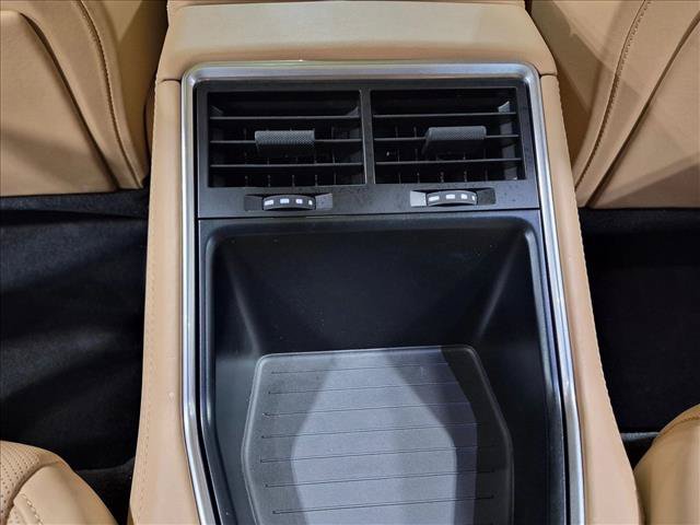 Used 2020 Porsche Panamera RWD image 18
