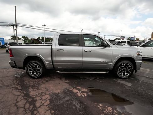 Used 2025 RAM 1500 Laramie w/ Sport Appearance Package AWD/4WD image 7