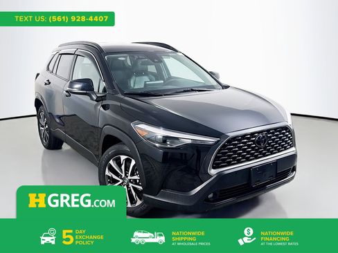 Used 2022 Toyota Corolla Cross XLE AWD/4WD image 1