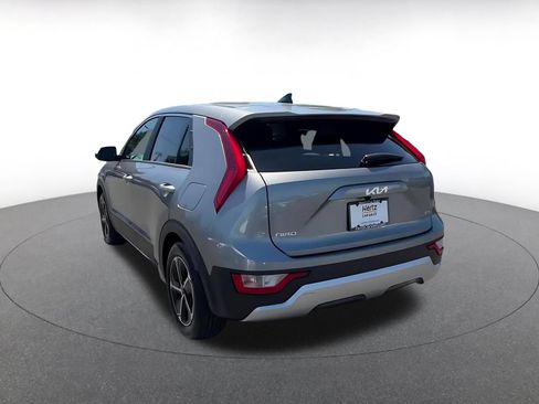 Used 2026 Kia Niro LX FWD image 11