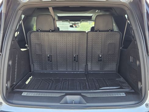 Certified 2024 Chevrolet Suburban Z71 AWD/4WD image 30