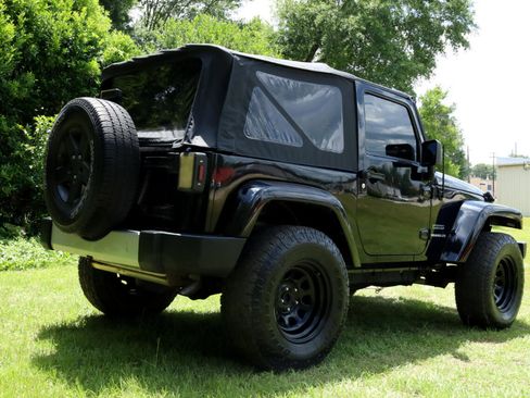 Used 2013 Jeep Wrangler Sport image 2