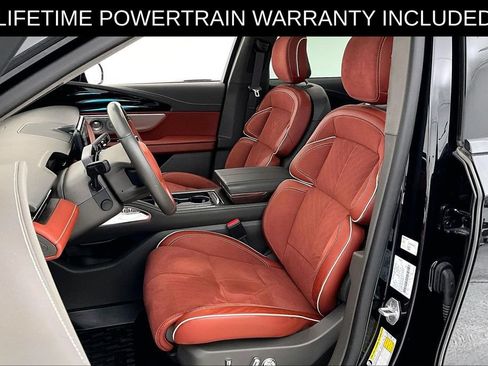 Used 2024 Lincoln Nautilus Black Label AWD/4WD image 32