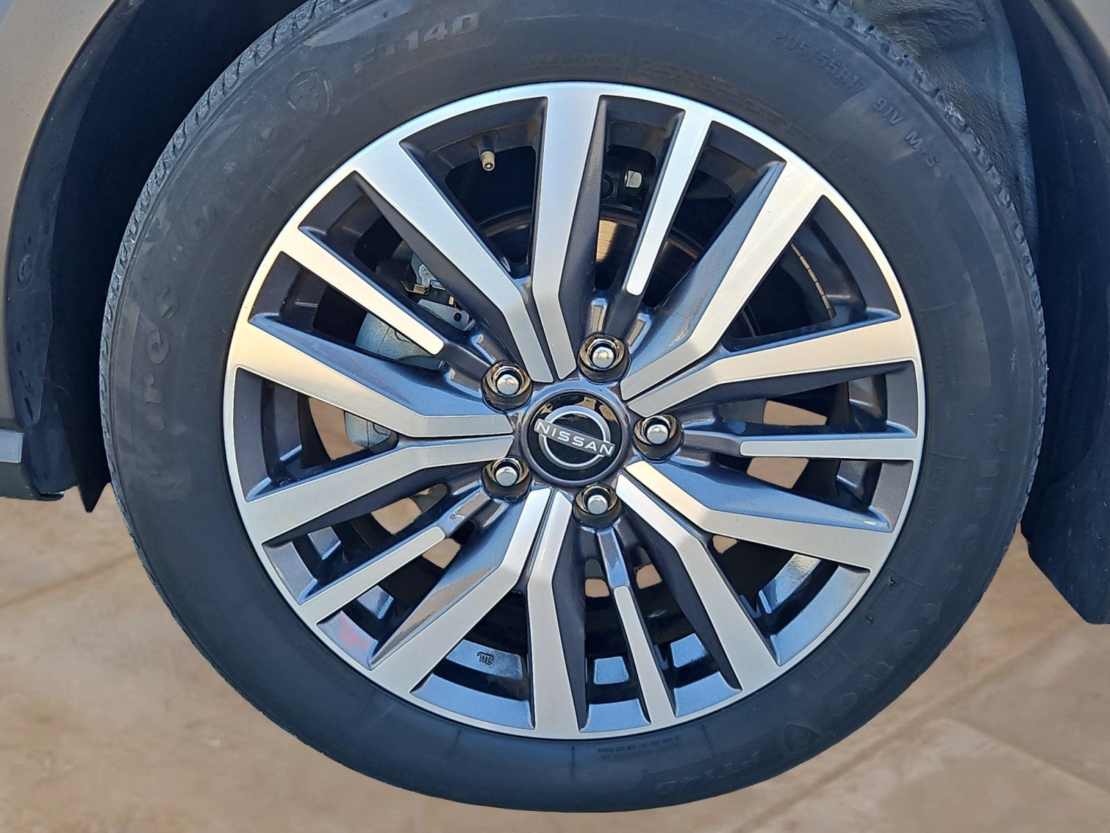 Used 2023 Nissan Kicks SV FWD image 31