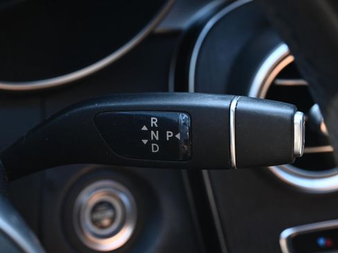 Used 2020 Mercedes-Benz C 300 Sedan image 36