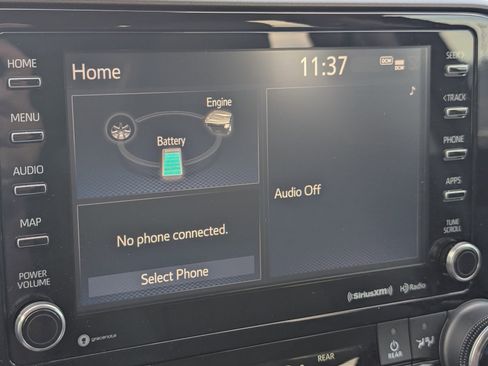 Used 2022 Toyota Highlander LE image 21