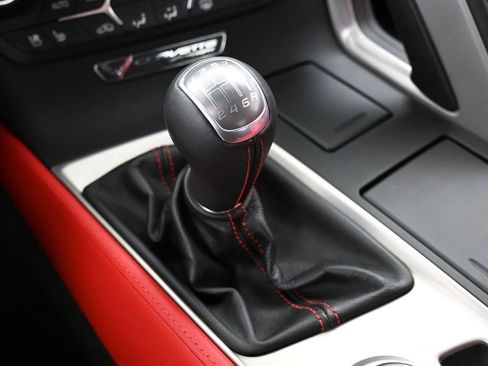 Used 2015 Chevrolet Corvette Stingray Coupe w/ 2LT Preferred Equipment Group image 23