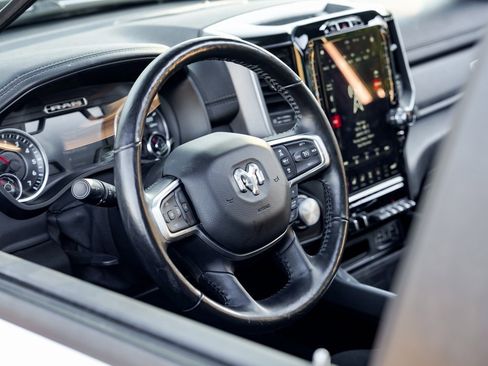 Used 2020 RAM 1500 Laramie image 8