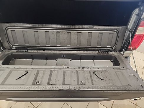 Used 2026 GMC Canyon Elevation w/ Convenience Package image 10