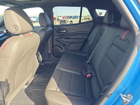 New 2026 Chevrolet Trax RS w/ Sunroof Package FWD image 19
