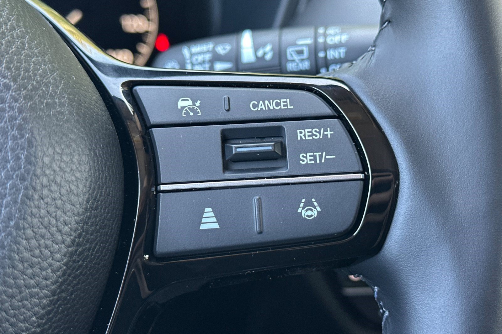 New 2027 Honda HR-V EX-L image 16
