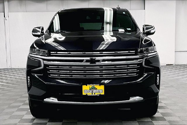 Used 2024 Chevrolet Suburban Premier AWD/4WD image 4