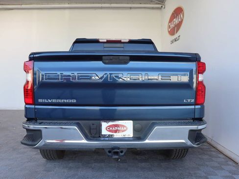 Used 2022 Chevrolet Silverado 1500 LTZ w/ LTZ Convenience Package II AWD/4WD image 6