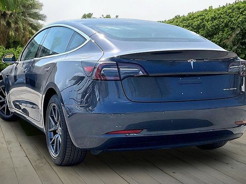 Used 2018 Tesla Model 3 Long Range image 23