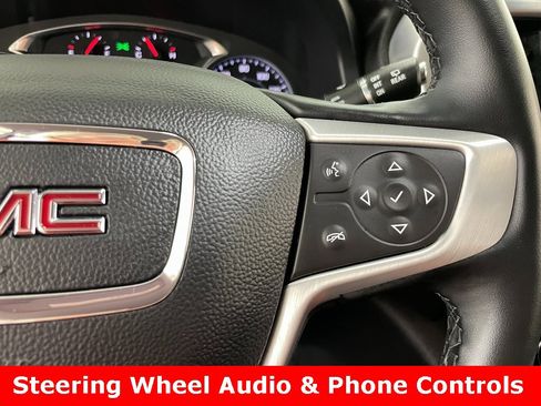 Used 2023 GMC Acadia SLT w/ Preferred Package image 31