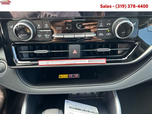New 2026 Toyota Highlander XLE AWD/4WD image 25