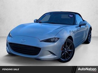 Used 2016 MAZDA MX-5 Miata Grand Touring video 1