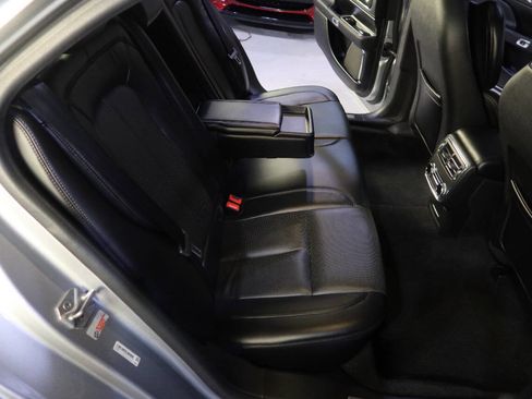 Used 2020 Lincoln Continental Reserve image 15