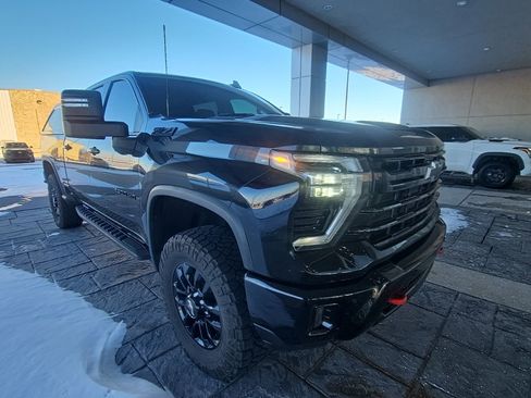 Used 2025 Chevrolet Silverado 2500 LTZ w/ Trail Boss Package image 8